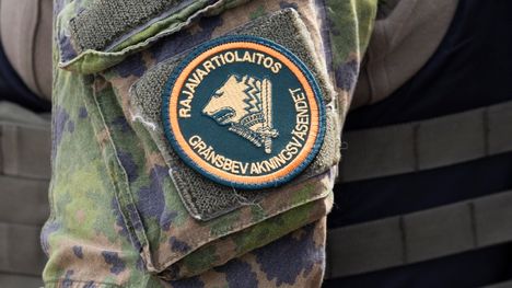 Rajavartijoille langetettiin tuomio: myönsivät lupia sukulaisilleen. 1