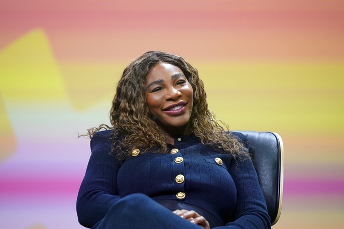 Serena Williams palaa tenniskentille Berliinissä 2 Serena Williams palaa tenniskentille Berliinissä 1