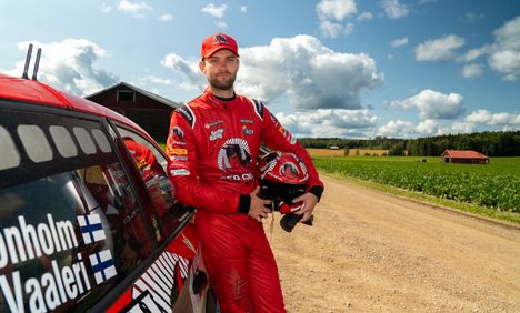 SM-ralli: Niclas Grönholm keskeytti kilpailun ulosajon vuoksi 2 SM-ralli: Niclas Grönholm keskeytti kilpailun ulosajon vuoksi 1