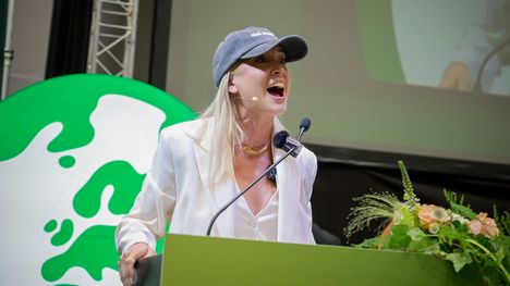 Sofia Virta toteaa HS:ssa: "Perussuomalaiset edustavat rasistista linjaa" 1