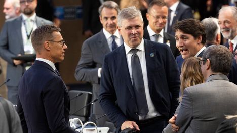 Stubb kohtasi Kanadan entisen pääministerin Justin Trudeaun Kultarannassa. 1