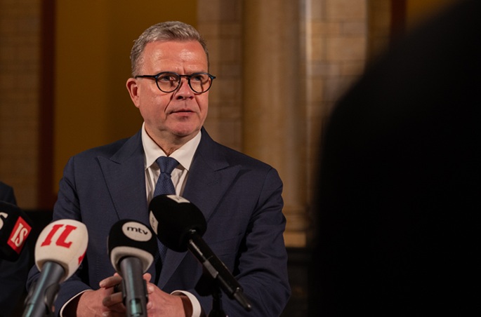 Suomi arvioi Ranskan ydinpelotteen aloitteen merkitystä: pääministeri 2 Suomi arvioi Ranskan ydinpelotteen aloitteen merkitystä: pääministeri 1