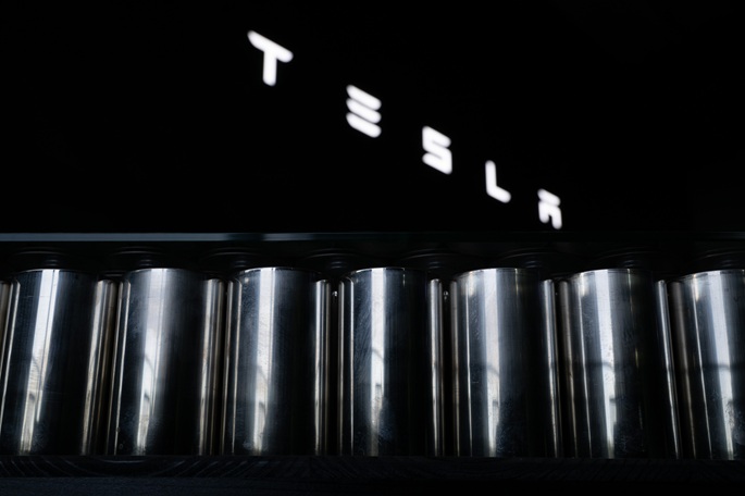 Tesla rekrytoi 1 000 uutta työntekijää ainoalle Euroopan tehtaalleen kysynnän kasvaessa. 1