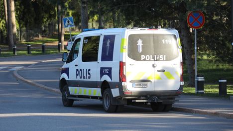 Väkivaltatapahtuma Vallilassa Nokiankujalla, mies saanut vakavia vammoja 2 Väkivaltatapahtuma Vallilassa Nokiankujalla, mies saanut vakavia vammoja 1