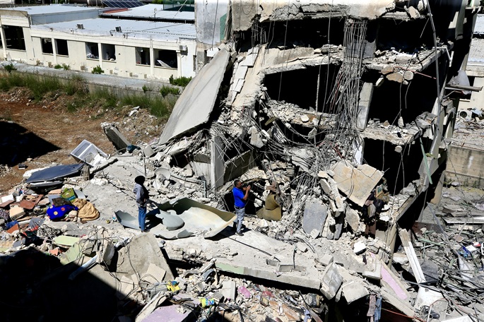 Yhdysvaltojen ja Iranin neuvottelut keskeytyneet, Israelin ilmaiskut surmaavat 18 Libanonissa. 2 Yhdysvaltojen ja Iranin neuvottelut keskeytyneet, Israelin ilmaiskut surmaavat 18 Libanonissa. 1