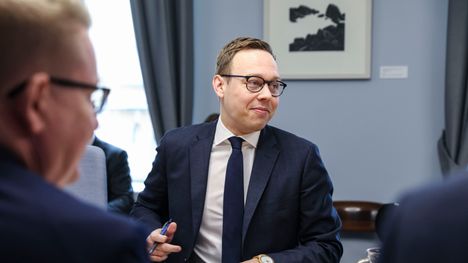 Yli 25-vuotiaiden työttömien opiskelumahdollisuuksien parantaminen 2 Yli 25-vuotiaiden työttömien opiskelumahdollisuuksien parantaminen 1