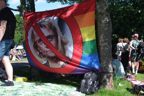 Lääkäriliitto ilmaisi hämmennystä kyltteihin – Pride Helsinki antaa nyt lausunnon 1