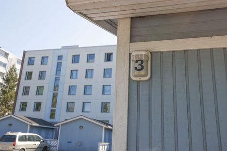 Miestä vaaditaan pidätettäväksi Kai-Pekka Savolaisen surmasta 6 Miestä vaaditaan pidätettäväksi Kai-Pekka Savolaisen surmasta 5