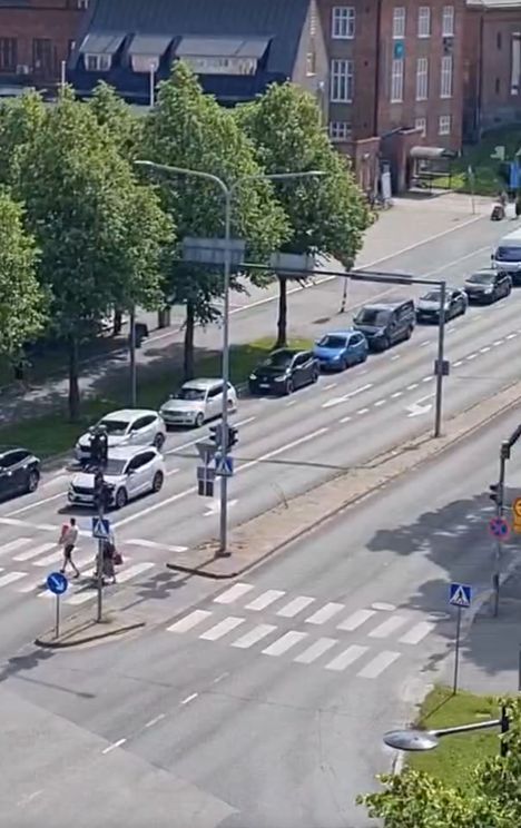 Pikku Kakkosen ruuhkassa pysähtyneet kuljettajat ottavat kantaa 4 Pikku Kakkosen ruuhkassa pysähtyneet kuljettajat ottavat kantaa 3