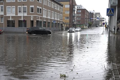 Torstaina odotettavissa runsasta sadetta ja mahdollisia tulvia 1