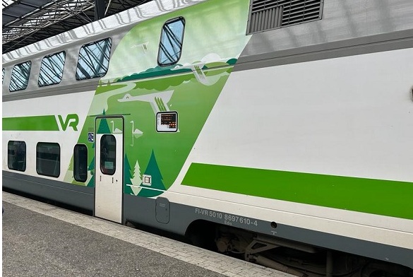 Helsingissä junaturmassa kuollut, Vantaalla moottoripyöräilijä kuoli liikenneonnettomuudessa 1
