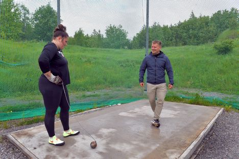 Silja Kosonen voitti EM-kultaa moukarinheitossa – avasi aikuisten arvokisamitalitilinsä 5