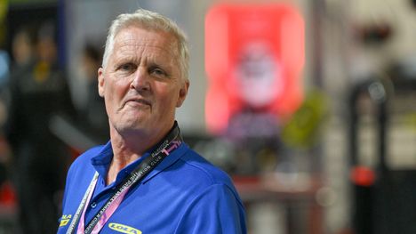 Johnny Herbert kertoo Max Verstappenin faneilta saamistaan uhkauksista: ”Kuolema Herbertille” 1