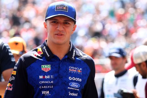 F1:ssä shokkiuutinen: Max Verstappen saa uuden tallikaverin 2 F1:ssä shokkiuutinen: Max Verstappen saa uuden tallikaverin 1