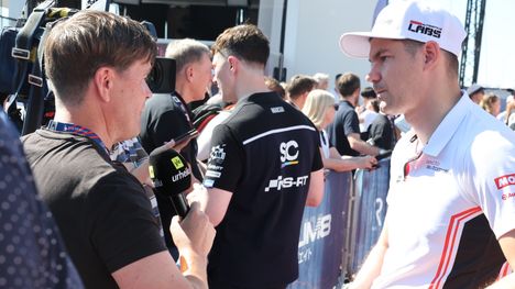 Latvala juhli Rally2-voittoa Jyväskylän MM-rallissa – Sunisen ja Hussin tiimiä rankaisi aikasakko 2 Latvala juhli Rally2-voittoa Jyväskylän MM-rallissa – Sunisen ja Hussin tiimiä rankaisi aikasakko 1