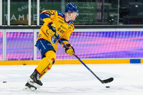 Karhu-Kissat saa 157 500 euron NHL-kasvattajarahat Alberts Smitsin myötä 4 Karhu-Kissat saa 157 500 euron NHL-kasvattajarahat Alberts Smitsin myötä 3