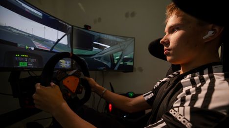 Kartingin Euroopan mestari Kimi Tani on suomalainen kuljettajalupaus 2 Kartingin Euroopan mestari Kimi Tani on suomalainen kuljettajalupaus 1