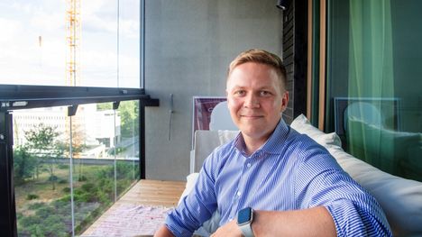 Kokoomuksen Vuornos ehdottaa ansiotuloveron kiristystä ja eläkemaksun alennusta 2 Kokoomuksen Vuornos ehdottaa ansiotuloveron kiristystä ja eläkemaksun alennusta 1