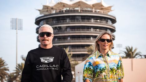 Valtteri Bottas nautti kesälomaa Suomessa – paljastui alastonkuva mökkilaiturilta 2 Valtteri Bottas nautti kesälomaa Suomessa – paljastui alastonkuva mökkilaiturilta 1