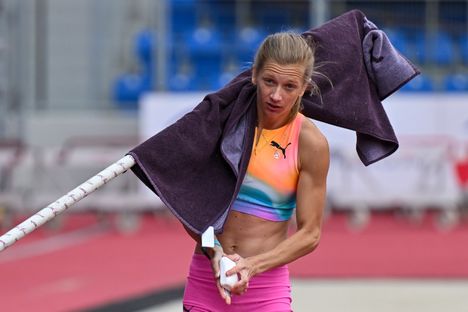 Yleisurheilu EM: Wilma Heltasen kilpakumppani Tina Sutej ulkona 1