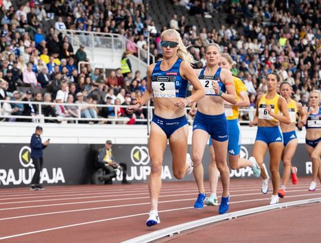 Alisa Vainio tavoittelee uutta Suomen ennätystä Berliinin maratonilla 2 Alisa Vainio tavoittelee uutta Suomen ennätystä Berliinin maratonilla 1