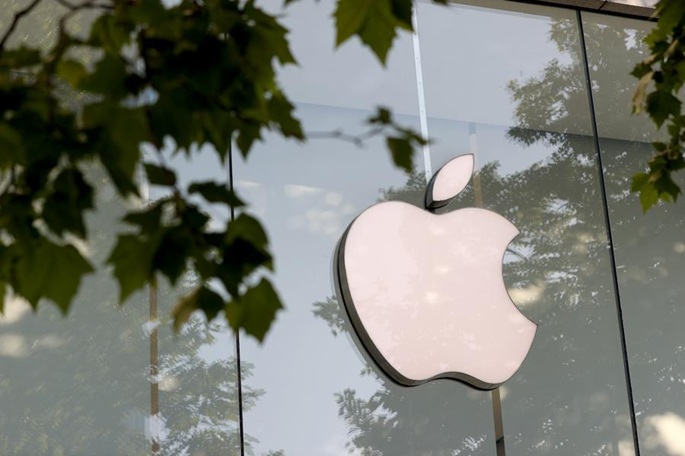 Applea vastaan nostettu 2 miljardin punnan kantele Britanniassa sen sovellusten seurantaan liittyvistä säännöistä 1