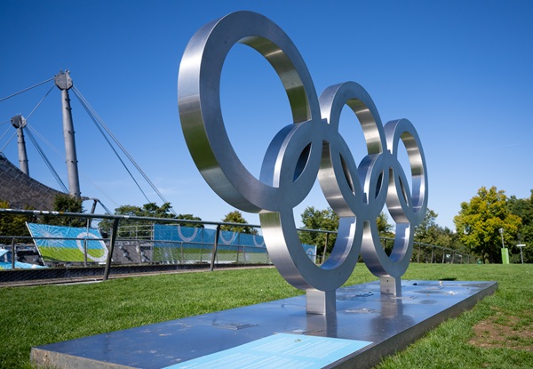 Münchenin olympiaehdokkuutta voi tukea Mestarien liigan loppuottelun ja yleisurheilun MM-kilpailujen saaminen 2 Münchenin olympiaehdokkuutta voi tukea Mestarien liigan loppuottelun ja yleisurheilun MM-kilpailujen saaminen 1