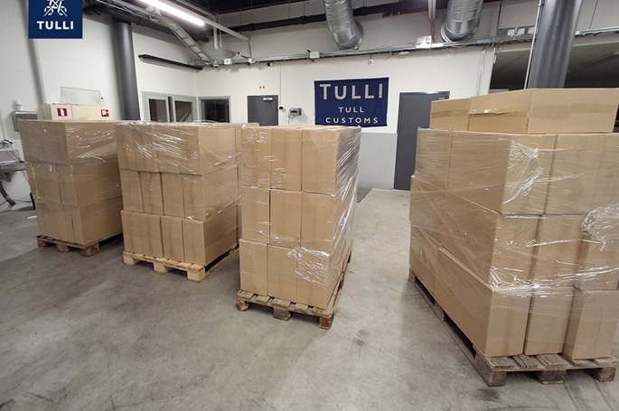 Tupakkasmutkaus kasvaa rajusti: Tulli takavarikoi 34 miljoonaa savuketta 2 Tupakkasmutkaus kasvaa rajusti: Tulli takavarikoi 34 miljoonaa savuketta 1