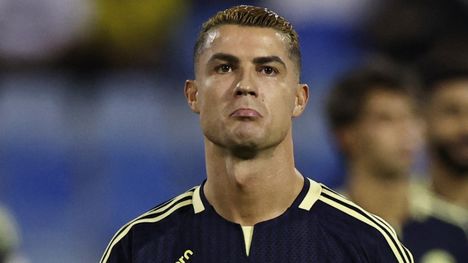Cristiano Ronaldo vaatii porttikieltoa törkyhuutelijoille – jalkapalloilija kuoli surullisen kuoleman 2 Cristiano Ronaldo vaatii porttikieltoa törkyhuutelijoille – jalkapalloilija kuoli surullisen kuoleman 1