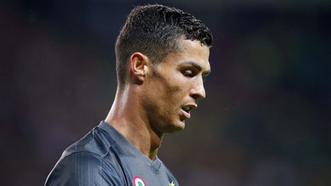 Cristiano Ronaldo: Vaimolle valtava rahasumma erosta 4 Cristiano Ronaldo: Vaimolle valtava rahasumma erosta 3