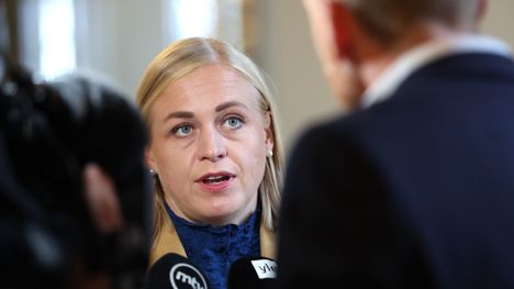 Valtonen vastaa Mäkelän Israel-kritiikkiin: ”Voin olla yksin, mutta en ole hallituksessa yksin” 1