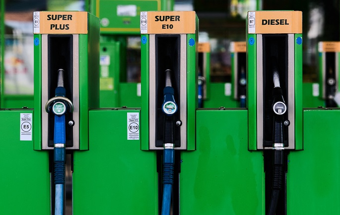 Saksan dieselhinnat ennätyskorkealla – Merzin paine kasvaa 2 Saksan dieselhinnat ennätyskorkealla – Merzin paine kasvaa 1