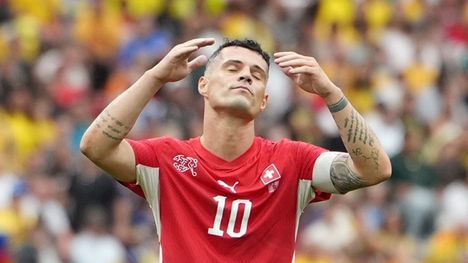 Granit Xhaka myönti hankkineensa väärennetyn rokotustodistuksen – jää pois maajoukkuesta 1