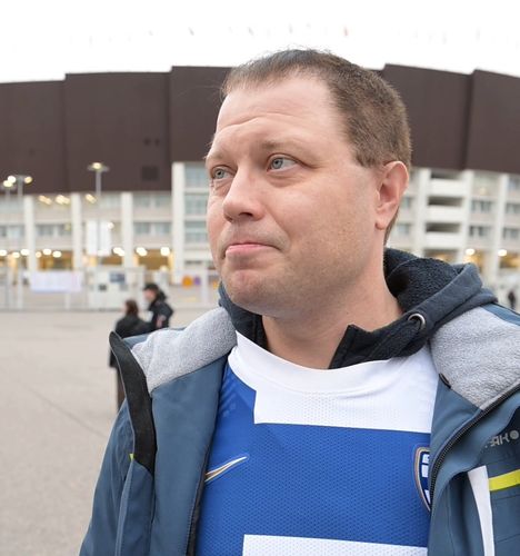 Huuhkajat-Valko-Venäjä: Olympiastadionilla hurja näky – Putinille rajut terveiset 4 Huuhkajat-Valko-Venäjä: Olympiastadionilla hurja näky – Putinille rajut terveiset 3