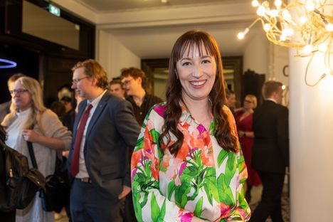 Kansanedustaja Eveliina Heinäluoma odottaa toista lastaan 1