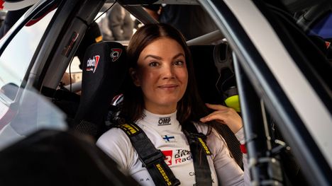 Janni Hussi liittyy Toyotan nuoren lupauksen Jaspar Vaherin kartanlukijaksi 2 Janni Hussi liittyy Toyotan nuoren lupauksen Jaspar Vaherin kartanlukijaksi 1