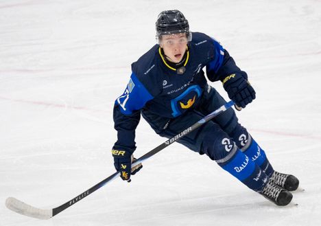 Jari Kurrin poika Paulus Kurri, 19, pelaa Kiekko-Espoon U20:ssa – asiantuntija arvioi: ”Voisi pelata liigaa jo tällä kaudella” 3