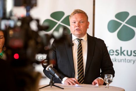 Keskusta ehdottaa valtionhallinnon uudistusta: Tekoäly vapauttaa voimavaroja, työpaikat siirtyvät maakuntiin 1
