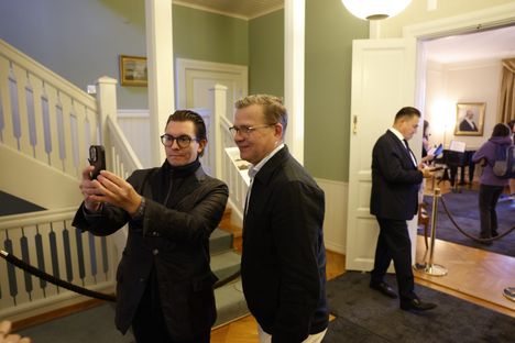 Pääministerin virka-asunto Kesäranta avasi ovensa yleisölle 3