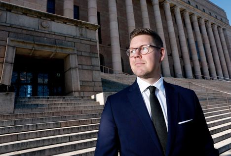 Orpon luottomies kirkasti kokoomuksen kynnyskysymyksen – äänestäjä voi valita veromoukarin tai saksikomppanian väliltä 2 Orpon luottomies kirkasti kokoomuksen kynnyskysymyksen – äänestäjä voi valita veromoukarin tai saksikomppanian väliltä 1
