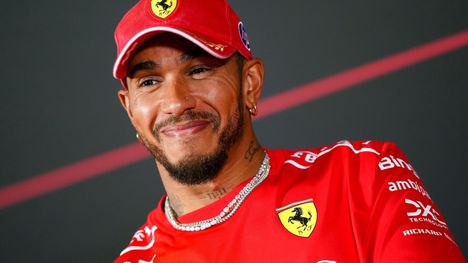 Lewis Hamilton muistelee Michael Schumacheria tunteikkaasti Monzassa 1