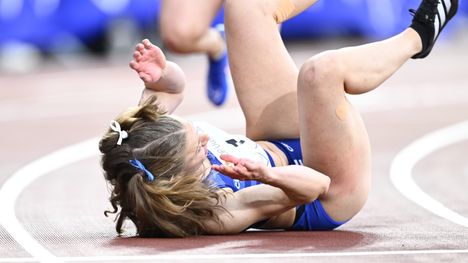 Lotta Kemppisen polvi hajosi Ruotsi-ottelussa – pikajuoksija joutuu kuntoutumaan 2 Lotta Kemppisen polvi hajosi Ruotsi-ottelussa – pikajuoksija joutuu kuntoutumaan 1