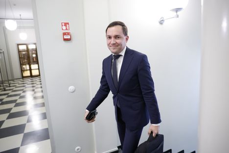 Adlercreutz kritisoi Rydmania järjestökiistassa – ”Surullinen ja luottamusta syövä rumba” 5
