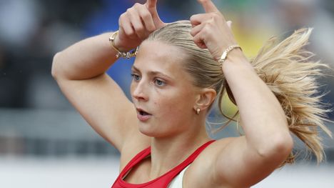 Nora Lindahl juoksi Suomen naisten 150 metrin ennätyksen 16,68 sekuntia 1