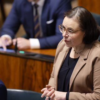 Kokoomuslakimiehet vaativat tiukempia sääntöjä kauneustoimenpiteille 5