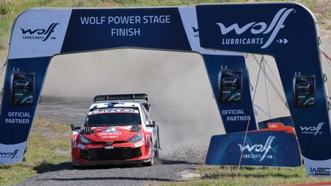 Latvala arvioi Pajarin mestaruussuksia: Saudi-Arabian peruuntuminen vaikeuttaa tilannetta 4 Latvala arvioi Pajarin mestaruussuksia: Saudi-Arabian peruuntuminen vaikeuttaa tilannetta 3