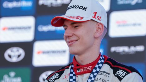 Latvala arvioi Pajarin mestaruussuksia: Saudi-Arabian peruuntuminen vaikeuttaa tilannetta 2 Latvala arvioi Pajarin mestaruussuksia: Saudi-Arabian peruuntuminen vaikeuttaa tilannetta 1