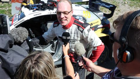 Latvala arvioi Pajarin mestaruussuksia: Saudi-Arabian peruuntuminen vaikeuttaa tilannetta 6 Latvala arvioi Pajarin mestaruussuksia: Saudi-Arabian peruuntuminen vaikeuttaa tilannetta 5