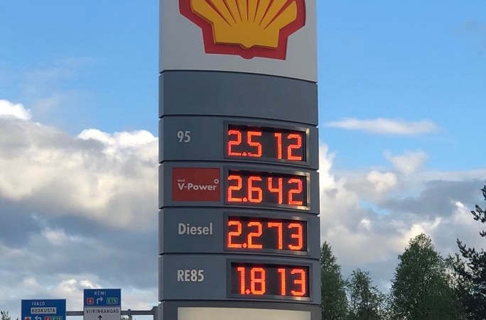 Kohonneet energiahinnat kiristävät inflaatiopainetta Euroopassa 2 Kohonneet energiahinnat kiristävät inflaatiopainetta Euroopassa 1
