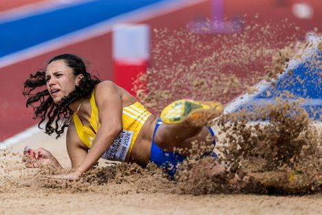 Ruotsin EM-mitalisti loukkaantui – hoitotaisto stadionilla nosti raivon 2 Ruotsin EM-mitalisti loukkaantui – hoitotaisto stadionilla nosti raivon 1